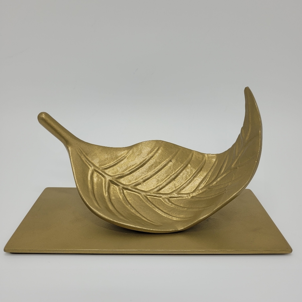 Ikea Markniva Leaf Decoration Figure Gold Tone Gilt Cast Metal Shelf Table Decor